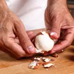 How Many Calories in 1 Large Egg? A Macro Guide