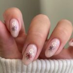 Find your perfect March manicure from 100 nail art ideas - Scratch