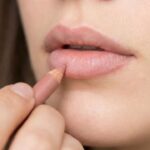 Lip Definition Trick: Liner Placement That Makes Lips Look Fuller Without Heavy Overlining