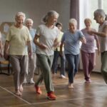 Neither swimming nor Pilates: The best activity for over 65s with joint problems