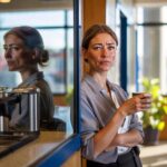 Psychology says people who grew up without praise don’t just struggle with compliments as adults, they develop an internal validation system that makes them remarkably self-reliant but almost impossible to reassure